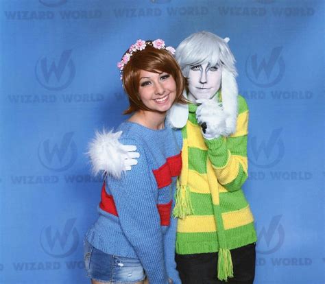 Asriel And Frisk Cosplay Cute Cosplay Undertale Cosplay Cosplay