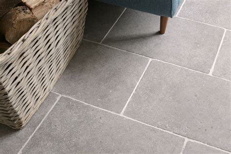 Grey Tumbled Limestone Floor Tiles Diy Projects Limestone Flooring