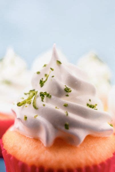 cupcakes esponjosos de doble limón delicia cítrica con topping cremoso ¡listos en 30 minutos