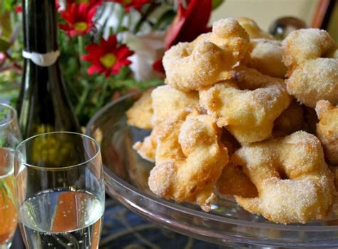 First, if you've ever received an italian christmas gift basket you're most likely have found cotechino precooked cotechino sausage. Frittelle: Traditional Italian Christmas Eve Doughnuts - Christina's Cucina | Italian recipes ...