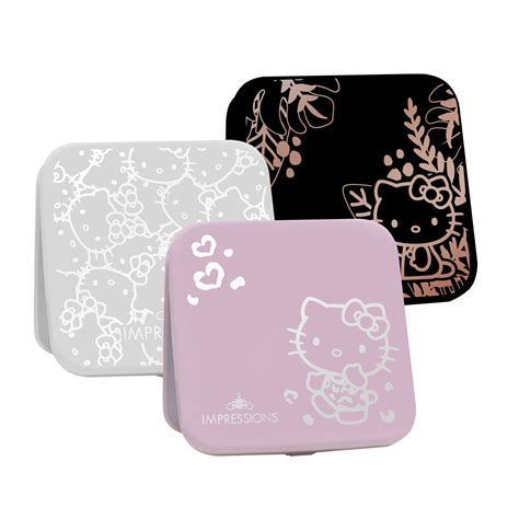 Hello Kitty® Supercute Compact Mirror With Magnification