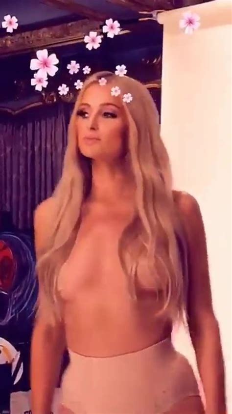 Paris Hilton Sexy And Topless 46 Pics S And Video Thefappening