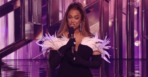 Dwts Season 31 Semifinals Tyra Banks Feathery Outfit Has Fans