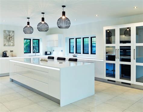 High Gloss White Kitchen With Island Stoneham Kitchens