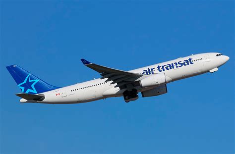 Airbus A330 200 Air Transat Photos And Description Of The Plane