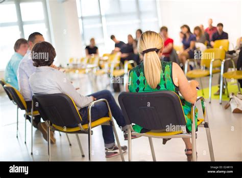 Round Table Discussion At Business Convention Stock Photo Alamy