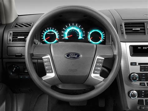 Image 2011 Ford Fusion 4 Door Sedan Se Fwd Steering Wheel Size 1024