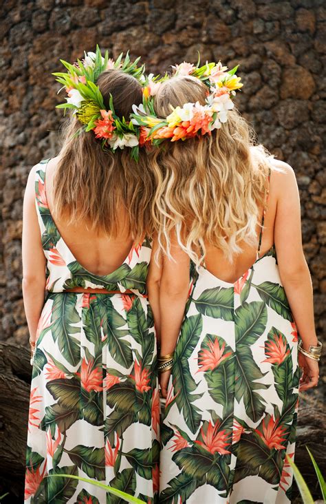 Nothing beats summer at the beach in Show Me Your Mumu! Spruce up your