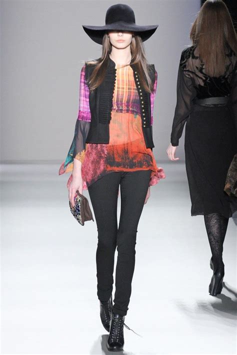 Nicole Miller Fall 2012 Ready To Wear Collection Vogue Fashion Nyc