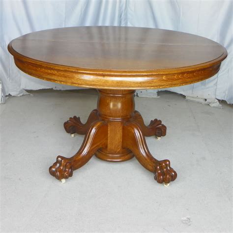 Bargain Johns Antiques Hastings 48 Inch Round Oak Dining Table