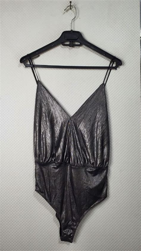 Zara Backless Bodysuit Fesyen Wanita Pakaian Wanita Atasan Di Carousell