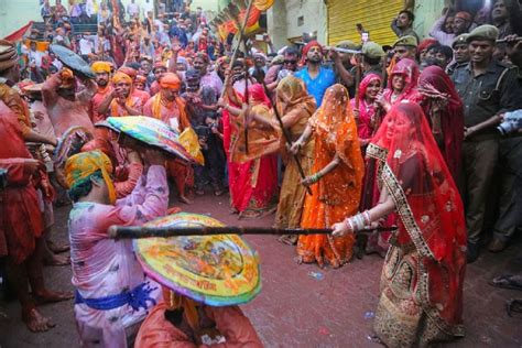 Holi 2021 Do You Know About Barsana Lathmar Holi Here Women Run Sticks