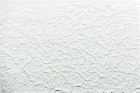 And, even in the realm of smooth ceiling textures also require more work. Best Ways To Paint A Textured Ceiling | Enlighten Me