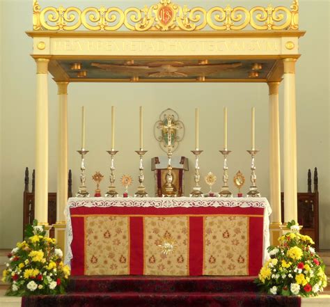 Pro Misa Tradicional En Ciudad Real El Altar Católico Por Monseñor