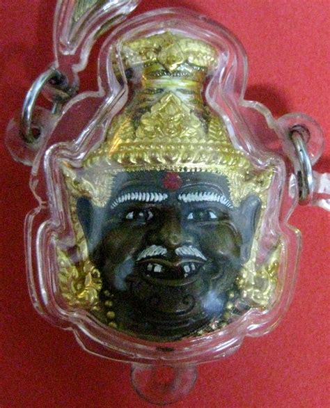 Buraphajan Thai Amulets: Pu Lersi w/ Salika Chain