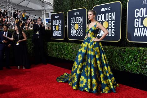 Taylor Swift Is A Sight To Behold In Etro At The 2020 Golden Globe Awards