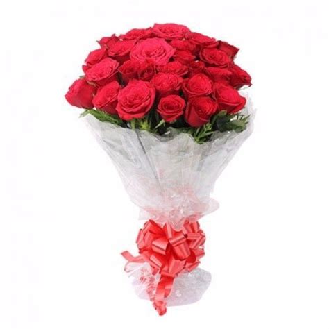 Buy Blooms And Bouquet Flower Bouquet 8 Charming Red Roses Online At