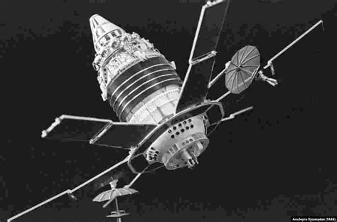Lost In Space The Weird And Wonderful Cold War Era Satellites Still