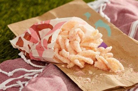 Taco Bell Rolls Out Their Brand New 1 Strawberry Twists
