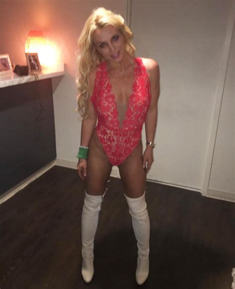 Britney Spears Sends Fans Wild As She Flashes The Flesh In Very