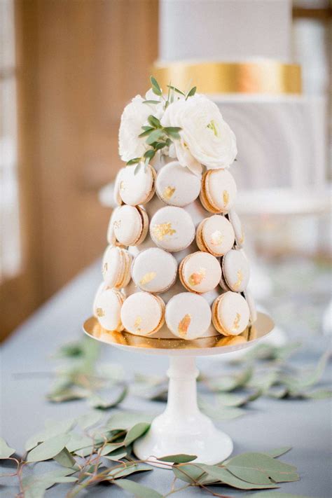 28 Stunning Macaron Wedding Cakes To Make A Statement
