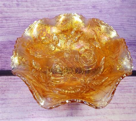 Vintage Imperial Marigold Carnival Glass Ruffled Bowl Open Roses 9