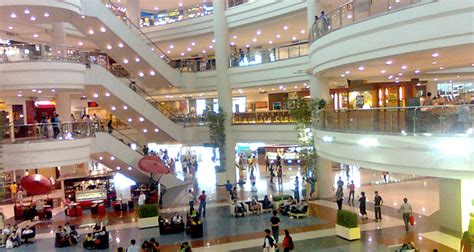 Shop Till You Drop In Manila Halaltrip