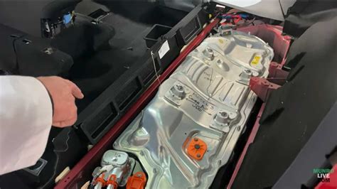 Tesla Model Y Battery Pack Is Different From Model Check Out How It