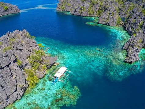 Discover Philippines Coron Island From El Nido In A Ferry Or On A Boat