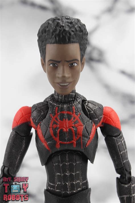 Mafex Miles Morales Into The Spider Verse