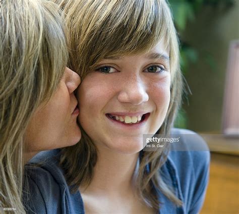 Mom Daughter Kissing Telegraph