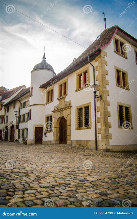 European Street Scene Stock Image Image Of Architecture 39354739