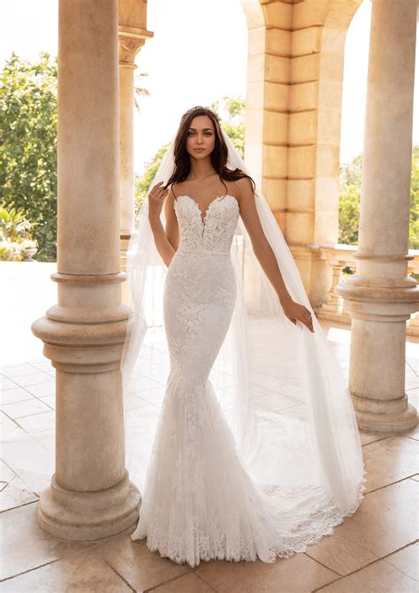 Ermin Wedding Dress From Pronovias Uk