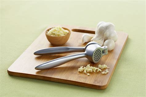 Turn It Garlic Press With Garlic Saver Made In The Usa Cooking Utensils