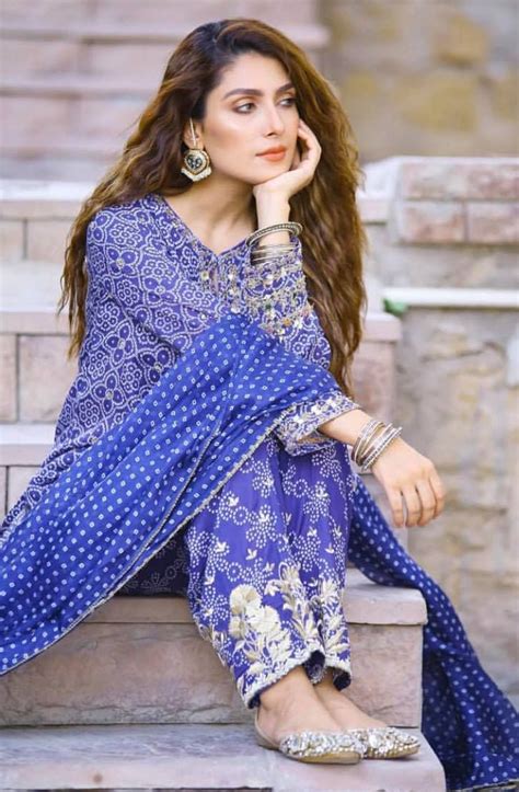 10 Most Gorgeous Photo Shoots Of Ayeza Khan Reviewitpk Simple