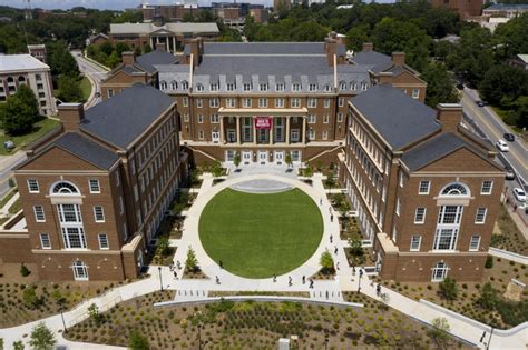 The university offers bachelor's and master's degrees in several areas of business administration and social affairs.1. UGA dedicates buildings named for Ivester, Orkins