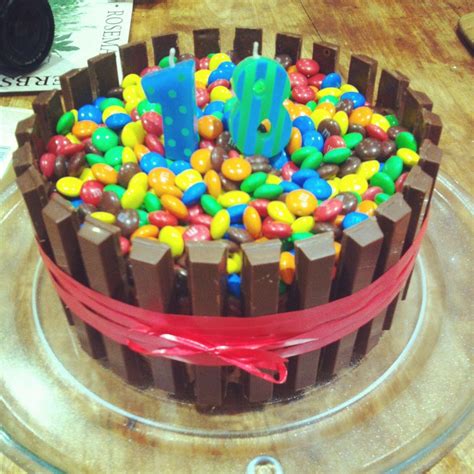 With tenor, maker of gif keyboard, add popular happy birthday cake animated gifs to your conversations. Boyfriends birthday cake, kit Kat, m | Desserts ...