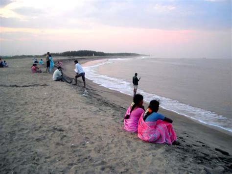 Karikal Beach Beaches In Pondicherry Best Beaches To Visit Famous