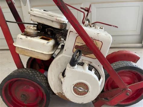 Vintage Briggs And Stratton Edger 2hp Selling As Is 7000 Picclick