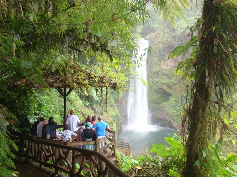 Poas Volcano And La Paz Waterfalls Garden Transportation In Costa Rica