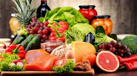 Alimento Biológico Incluyendo Verduras Fruta Pan Lechería Y La Carne
