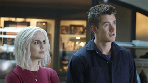 Izombie Why Major And Blaine Are Working Together Robert Buckley