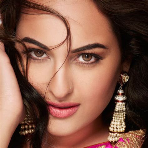 News Jasleen Case Sonakshi Sinha Sought An Apology From The Accused Sarvajit