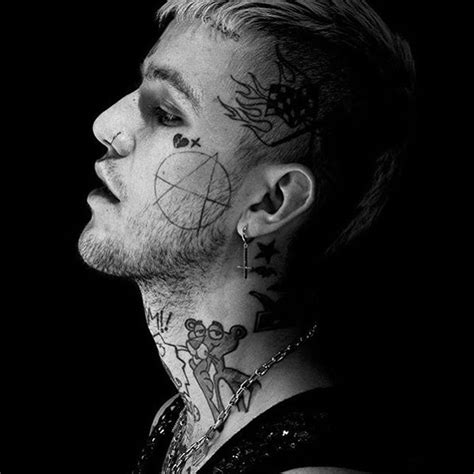 Pin By Lucian Bergman On Peeplennoncobainmathers Lil Peep Hellboy