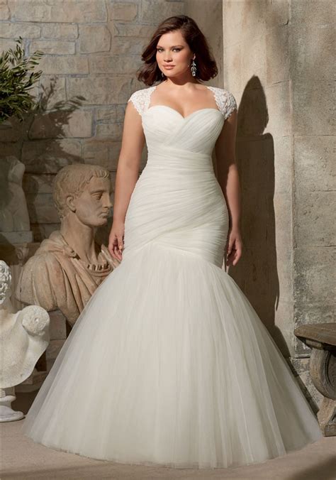 Flare Mermaid Ruched Tulle Corset Plus Size Wedding Dress Detachable