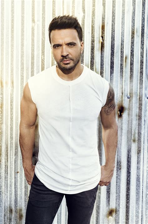 Luis Fonsi: Touring the world while remaining true to his roots | AL ...