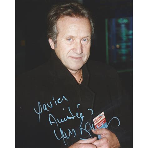 Born on 29th september, 1942 in berne, switzerland, he is famous for peppermint soda (1977). Autographe Yves RENIER (Photo dédicacée)