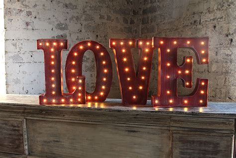 Decorate your home walls with wall art, photo frames, keyholders we now come to you with an irresistibly attractive range of wall décor items that will simply blow your mind. LED Wall Art Battery Operated - 12 Inch Lighted Metal Letters - LOVE
