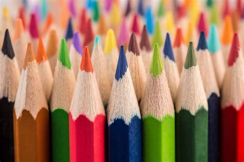 5 Best Colored Pencils Brands For Beginners Pros And Cons List