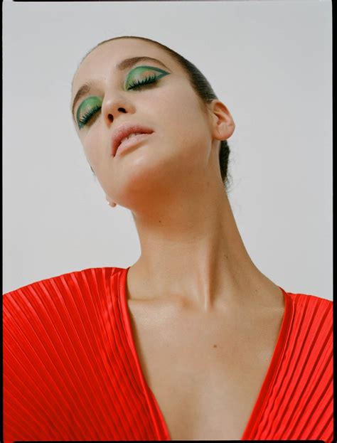 She portrays marina on netflix 's elite. MARIA PEDRAZA for Shiseido & Telva, 2019 - HawtCelebs